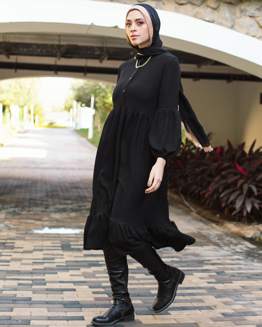 Black Lilly dress