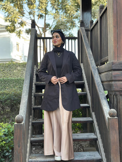 The Linen blazer ( in black )