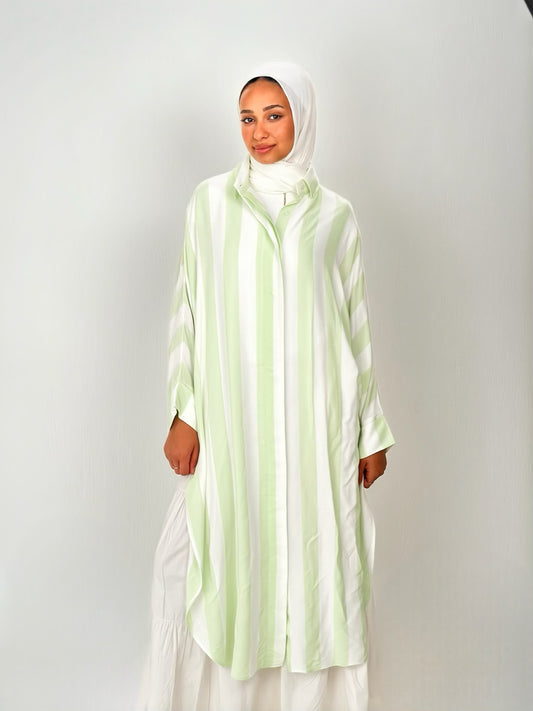 Gaia Shirt in ( pastel green )