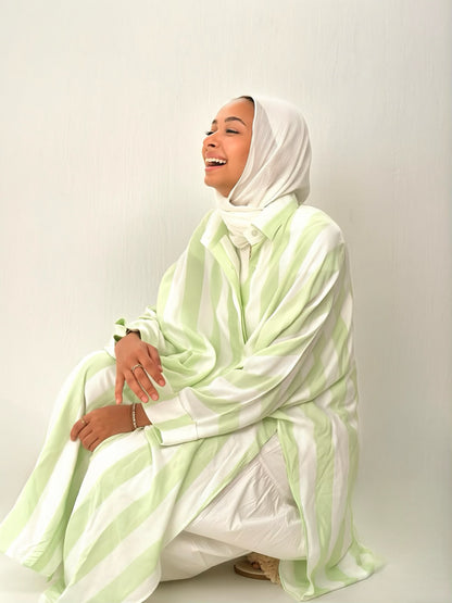 Gaia Shirt in ( pastel green )