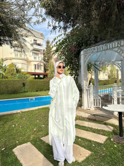 Gaia Shirt in ( pastel green )